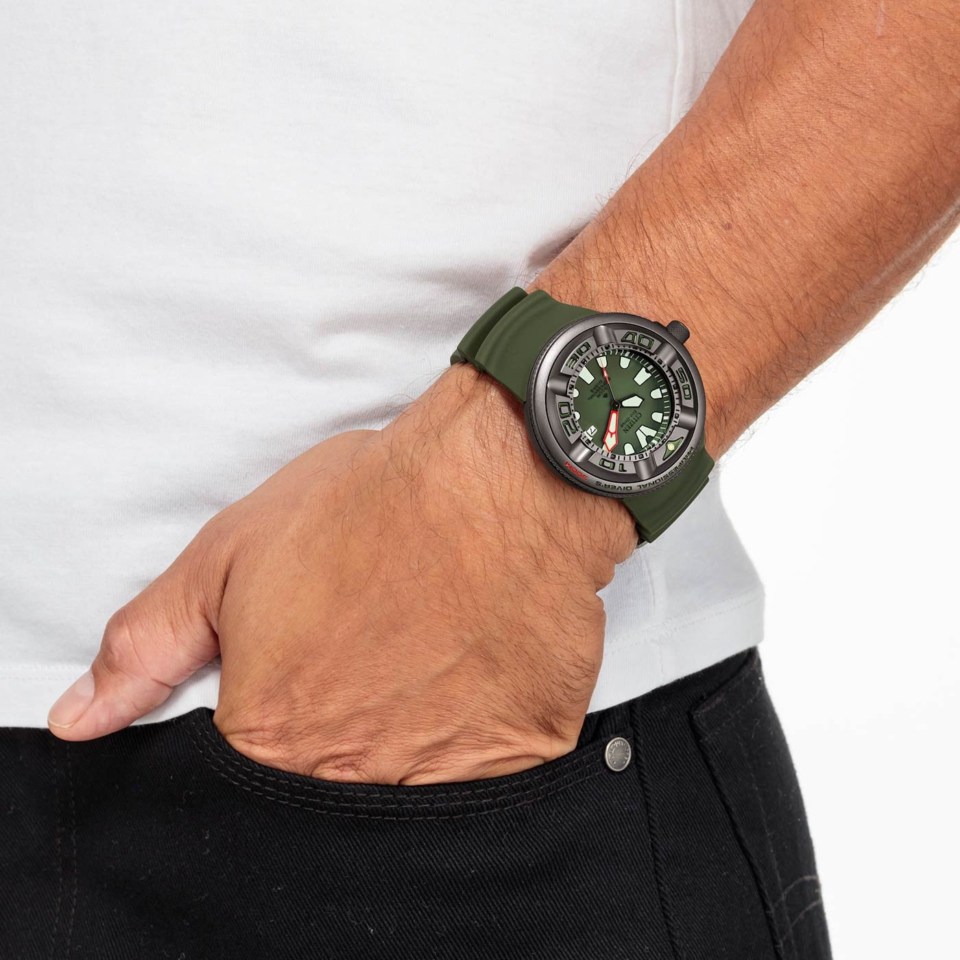 CITIZEN Eco-Drive 300m BJ8057-17X